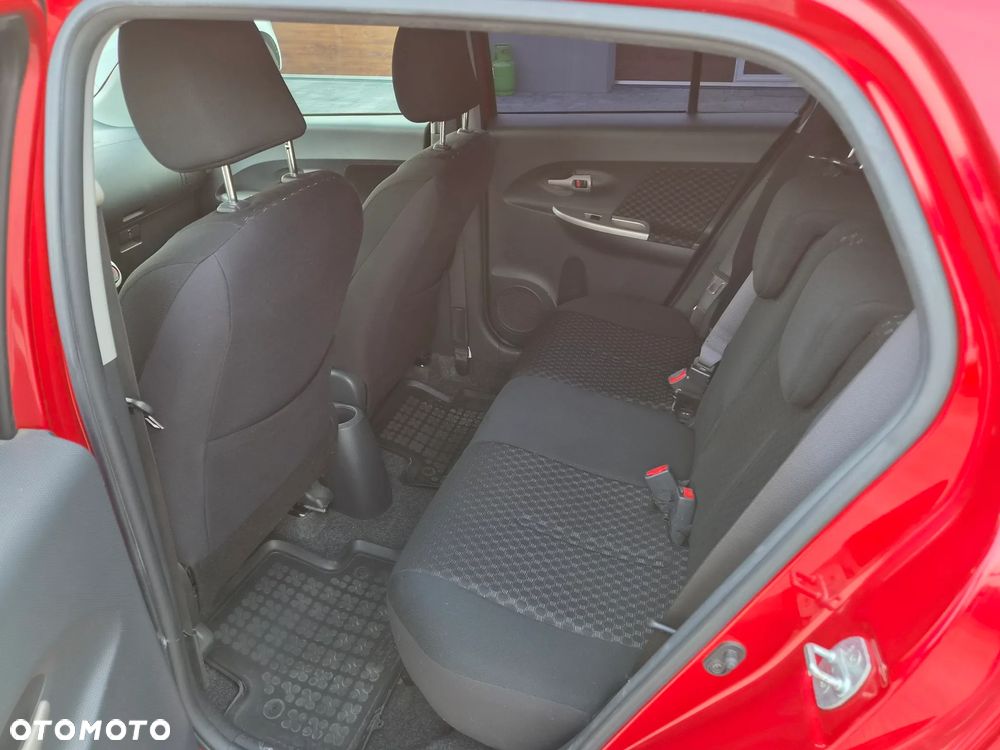 Toyota Urban Cruiser - 16