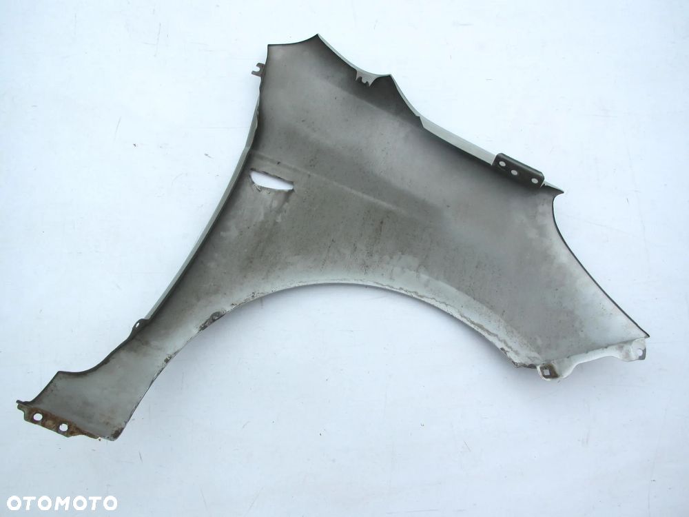 HYUNDAI i20 2008 - 2012 błotnik LEWY ORYGINAŁ - 4