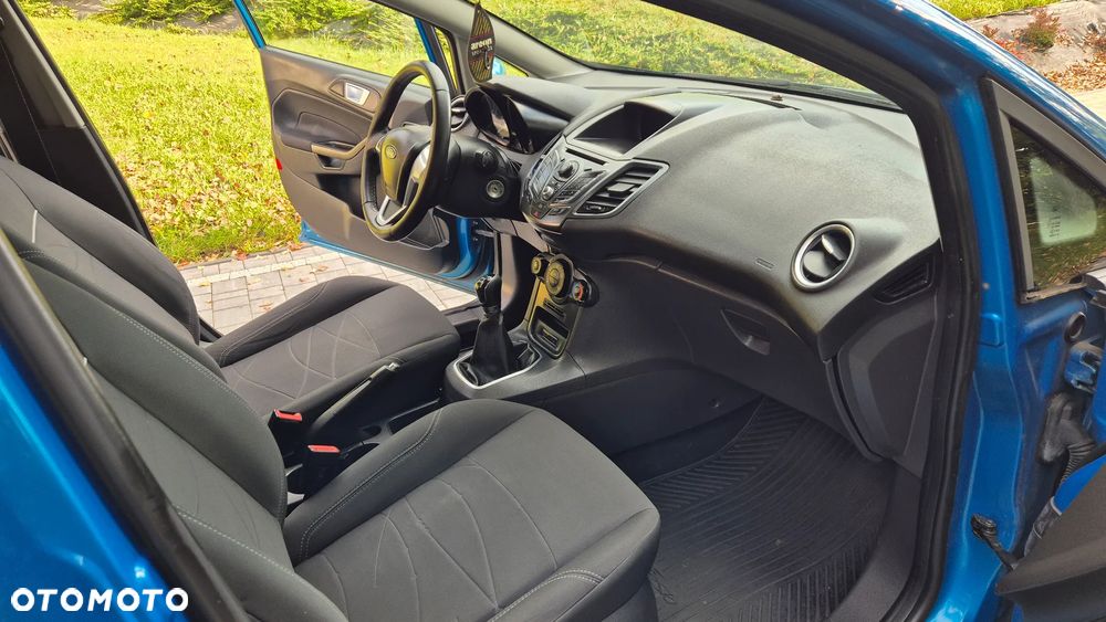 Ford Fiesta 1.25 Trend EU5 - 13