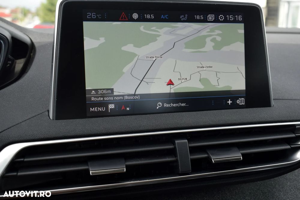 Peugeot 3008 PureTech 130 Stop & Start EAT6 Allure - 23