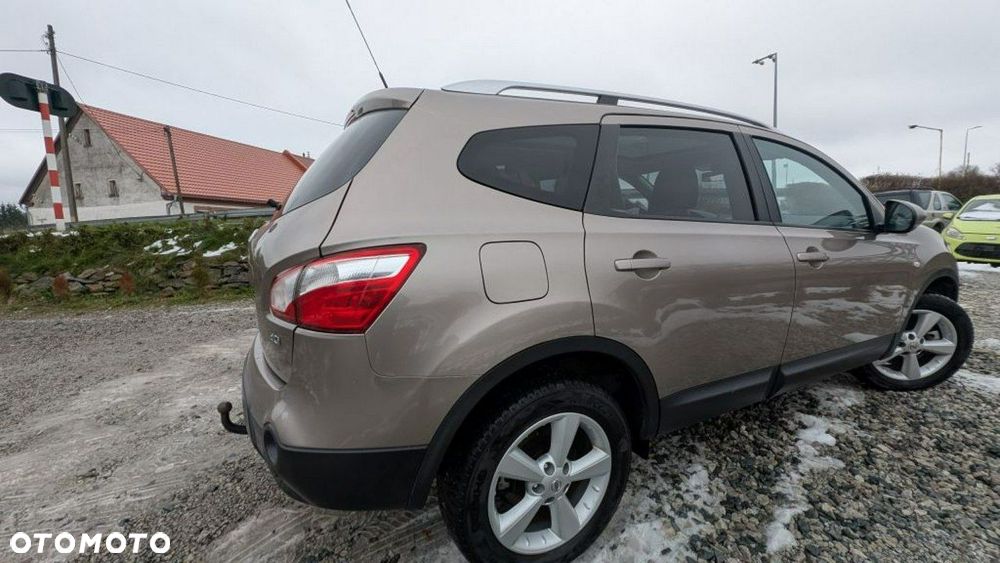 Nissan Qashqai+2 - 7