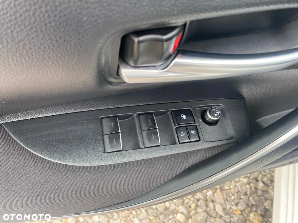 Toyota Corolla 1.5 Comfort - 13
