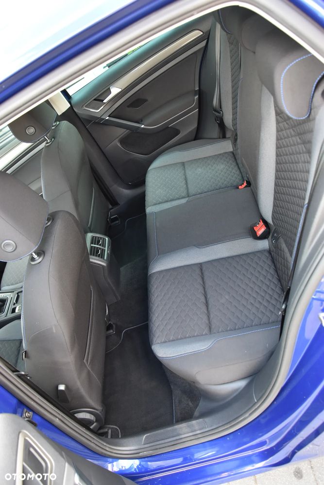 Volkswagen Golf 1.0 TSI Join - 23