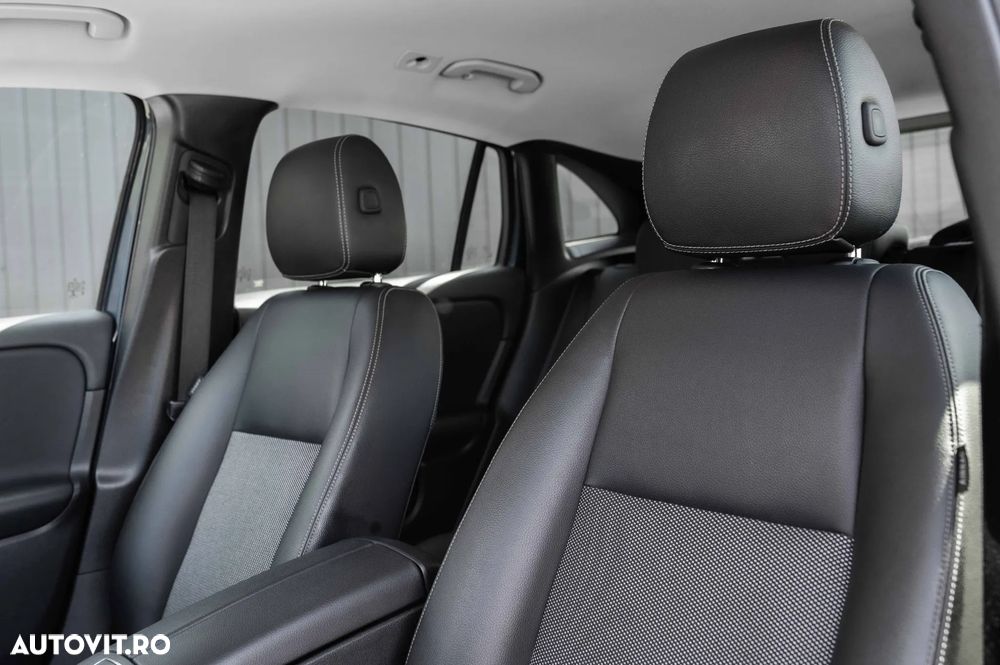 Mercedes-Benz GLA 200 d Aut. - 20