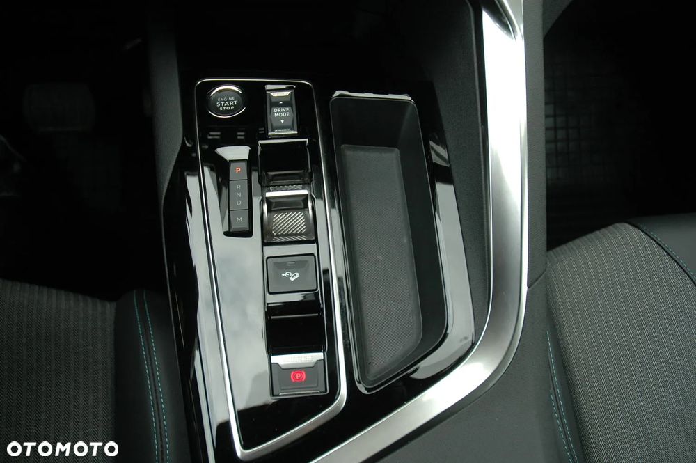 Peugeot 3008 1.2 PureTech Allure Pack S&S EAT8 - 15