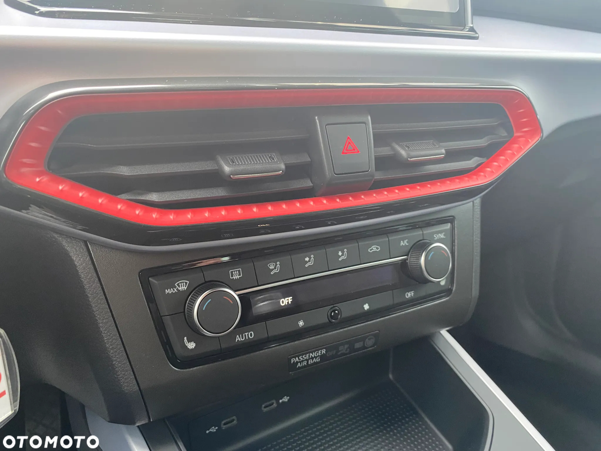 Seat Arona - 11