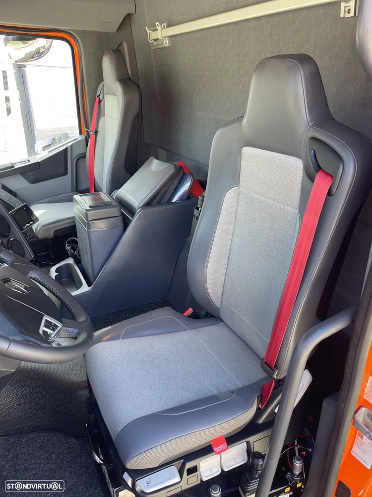 Renault K 430 - 6x4 - Basculante C/ Grua - 2014 - 8