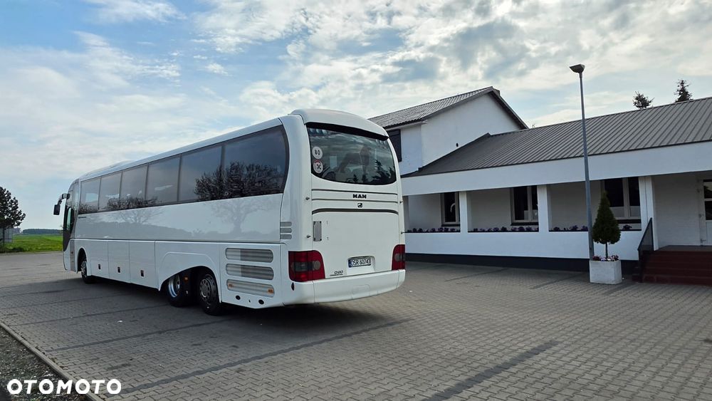 MAN Lions Coach Supreme - 4