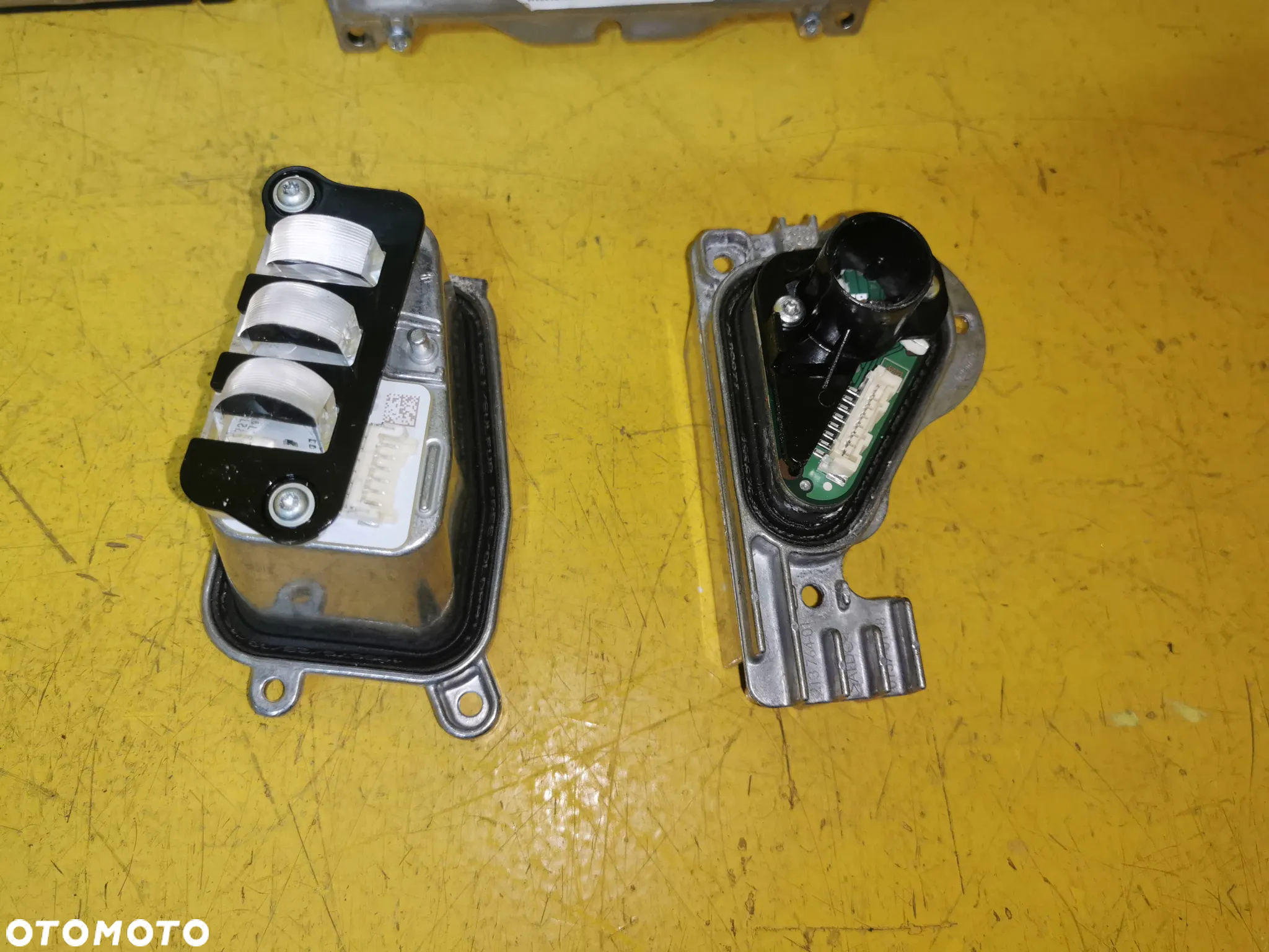 VW TOUAREG III PRZETWORNICA LAMPY LEWA PRAWA MATRIX 7PP941592A 80A907397D - 5