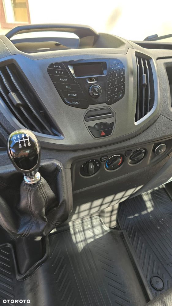 Ford TRANSIT - 12