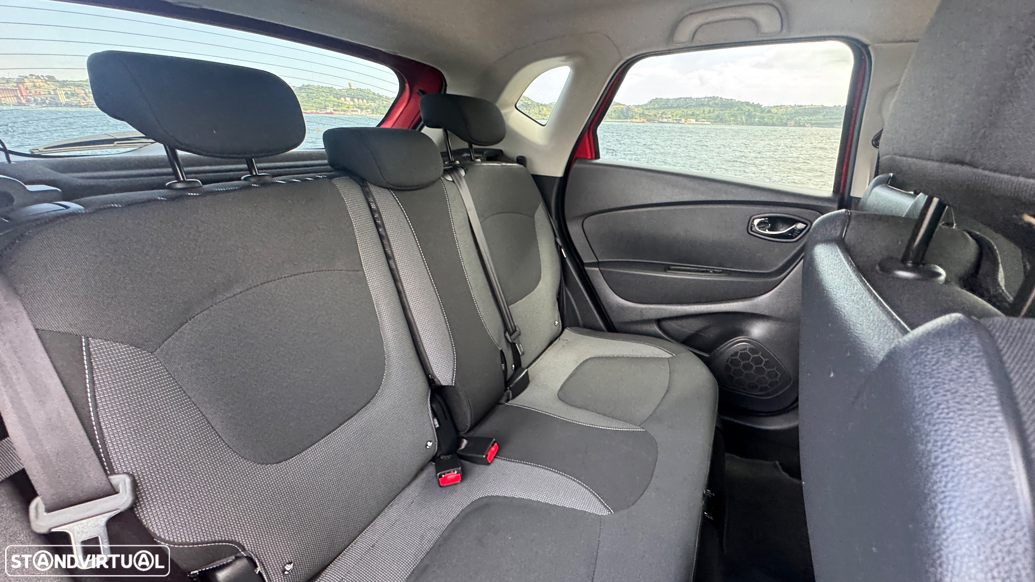 Renault Captur 0.9 TCE Exclusive - 15