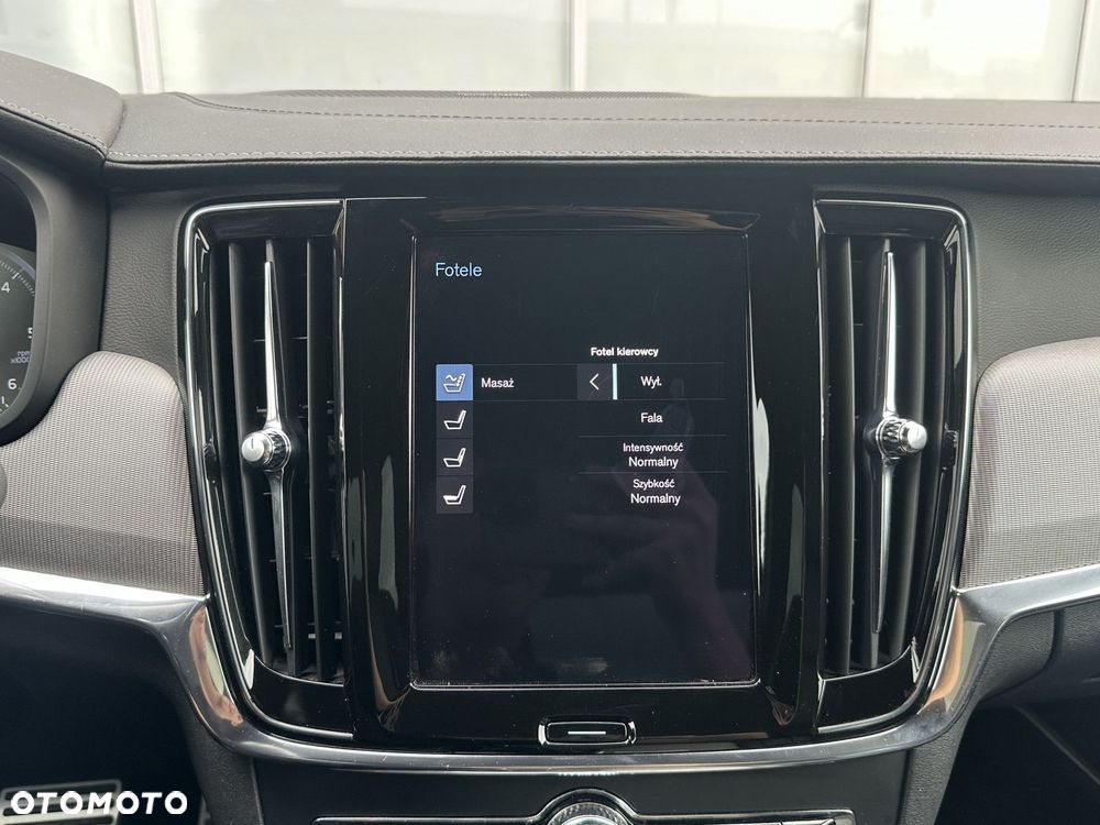 Volvo S90 - 23