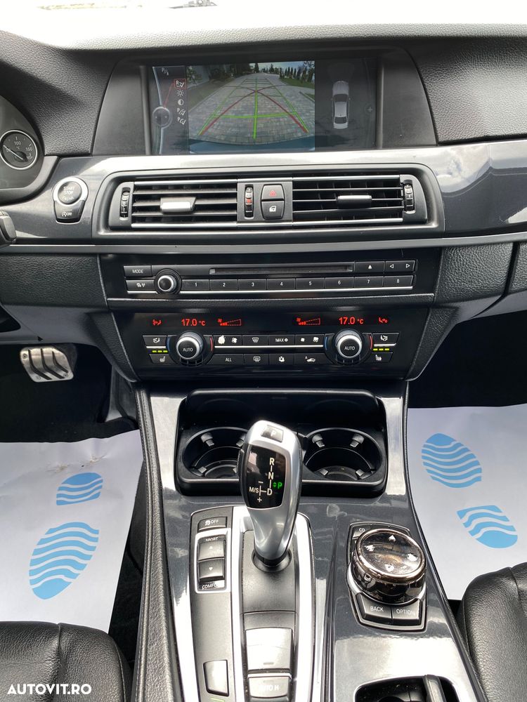 BMW Seria 5 520d Aut. Luxury Line - 17