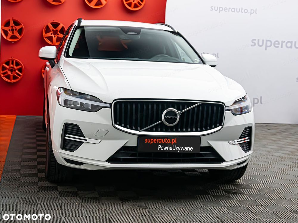 Volvo XC 60 B4 B Momentum - 26