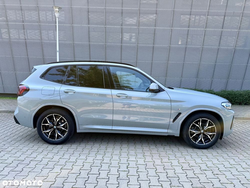BMW X3 xDrive20d M Sport Edition - 4