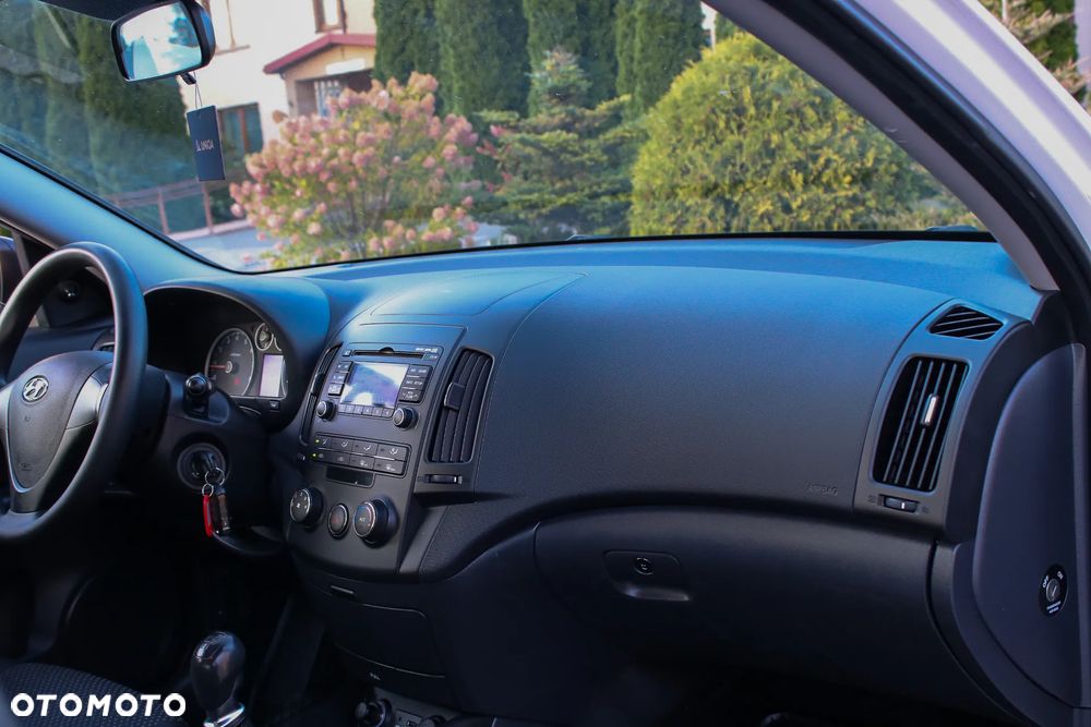 Hyundai i30 i30cw 1.4 Edition 20 - 24