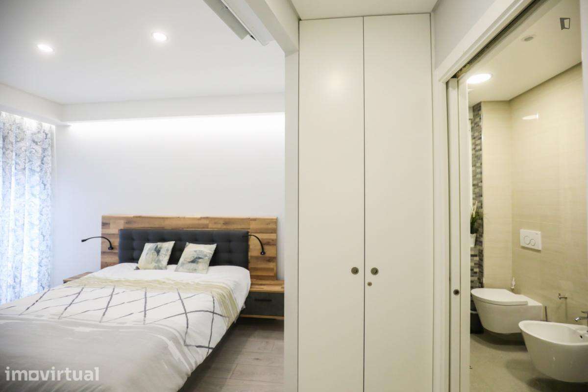 Quarto - localizado em Olivais Lisbon - Grande imagem: 4/20