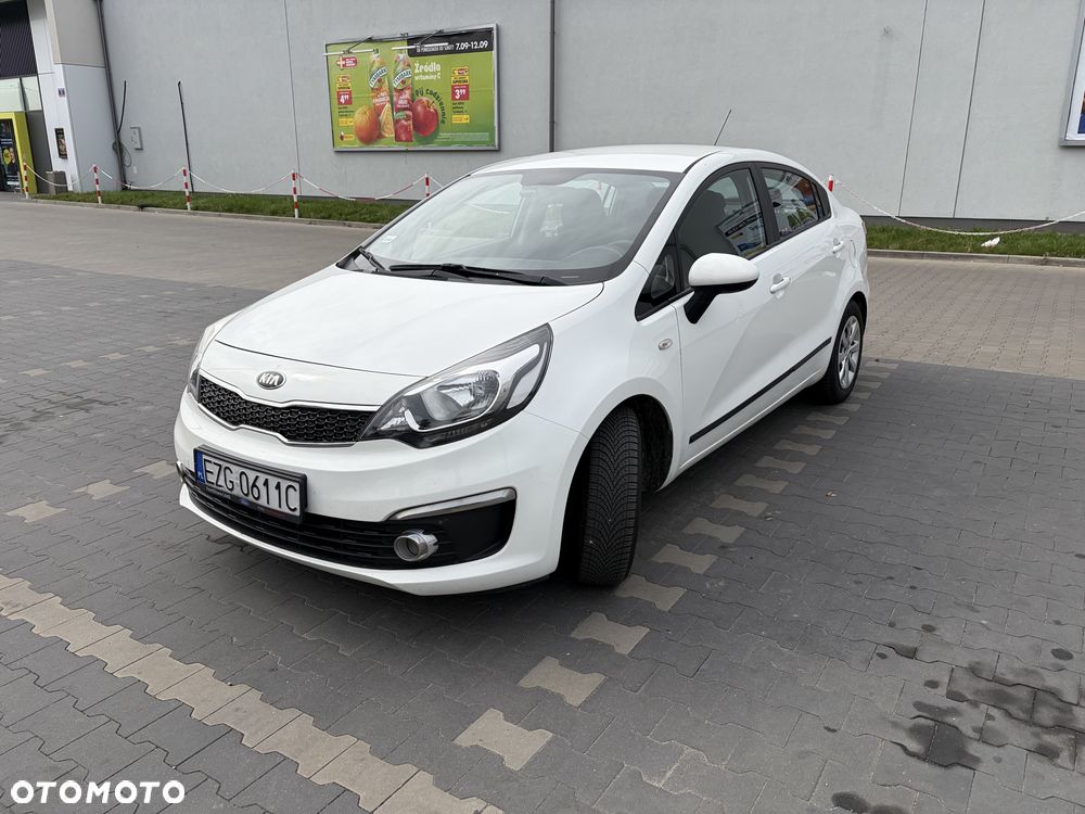 Kia Rio - 2
