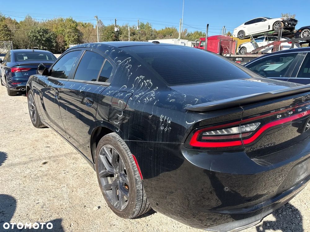 Dodge Charger - 5