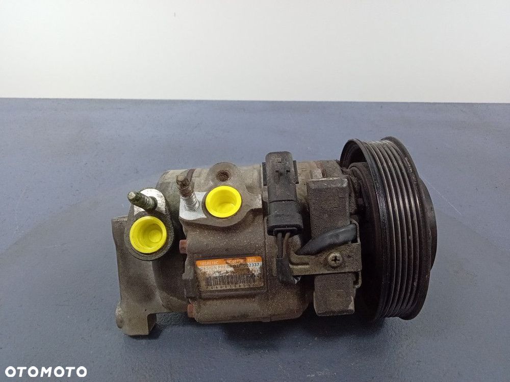 GRAND CHEROKEE WK2 3.0 CRD SPRĘŻARKA KLIMATYZACJI - 7