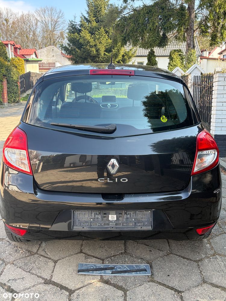 Renault Clio 1.2 16V Dynamique - 3