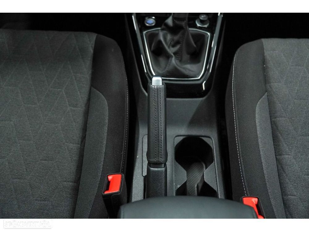 VW T-Cross 1.0 TSI Urban DSG - 12