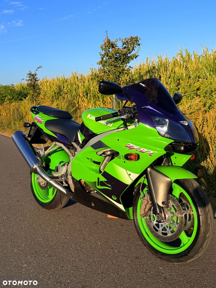 Kawasaki ZXR - 19