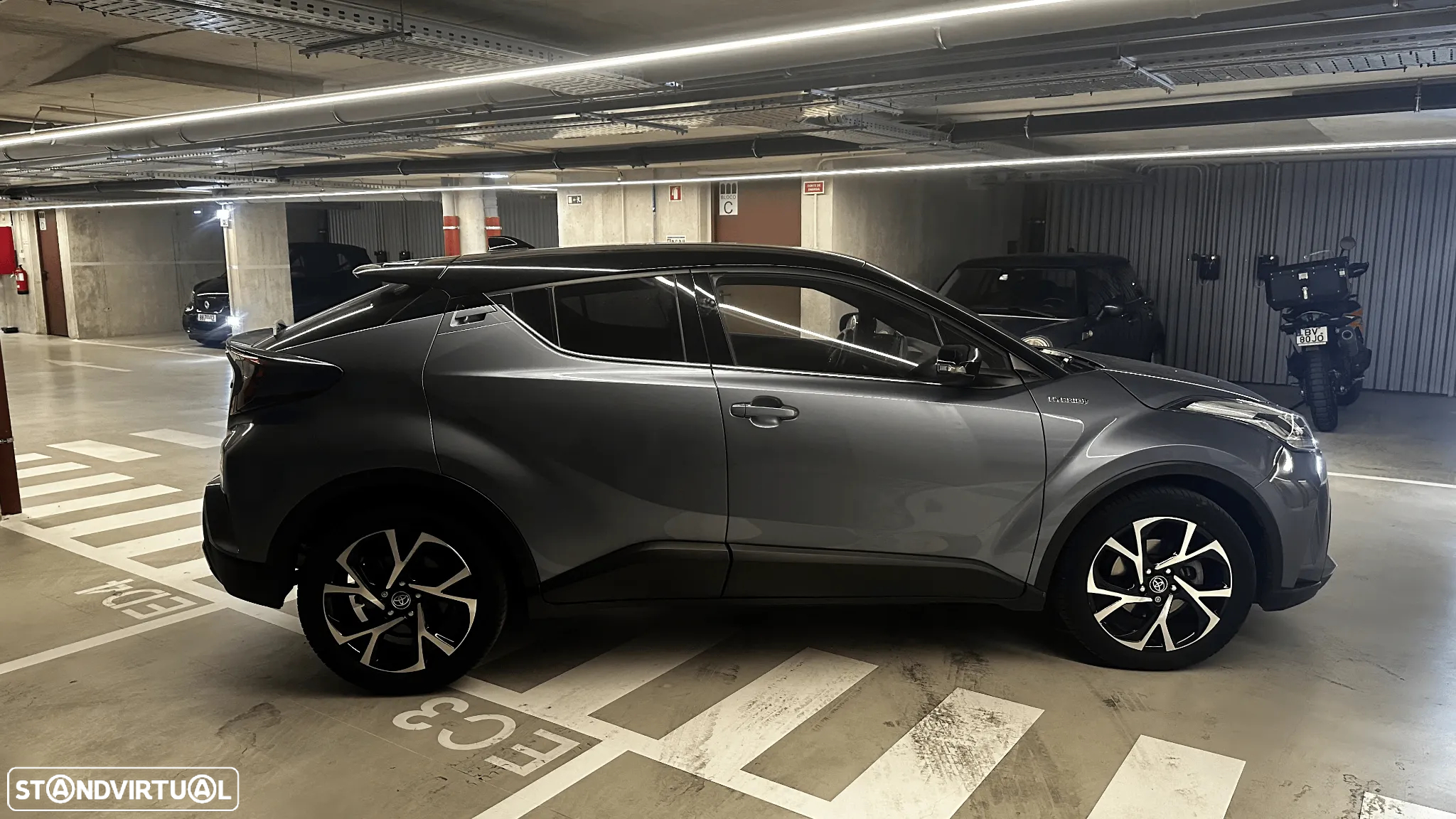 Toyota C-HR 2.0 Hybrid Square Collection - 3
