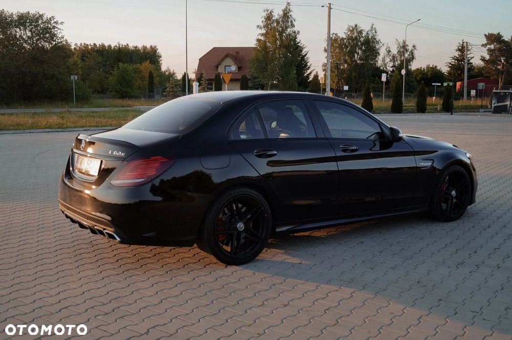 Mercedes-Benz Klasa C AMG 63 S - 3