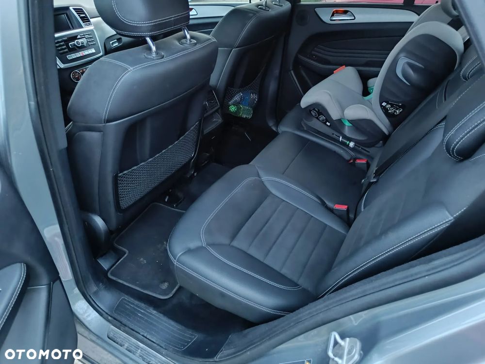 Mercedes-Benz ML - 2