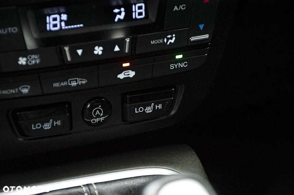 Honda Civic 1.8 i-VTEC Lifestyle - 38
