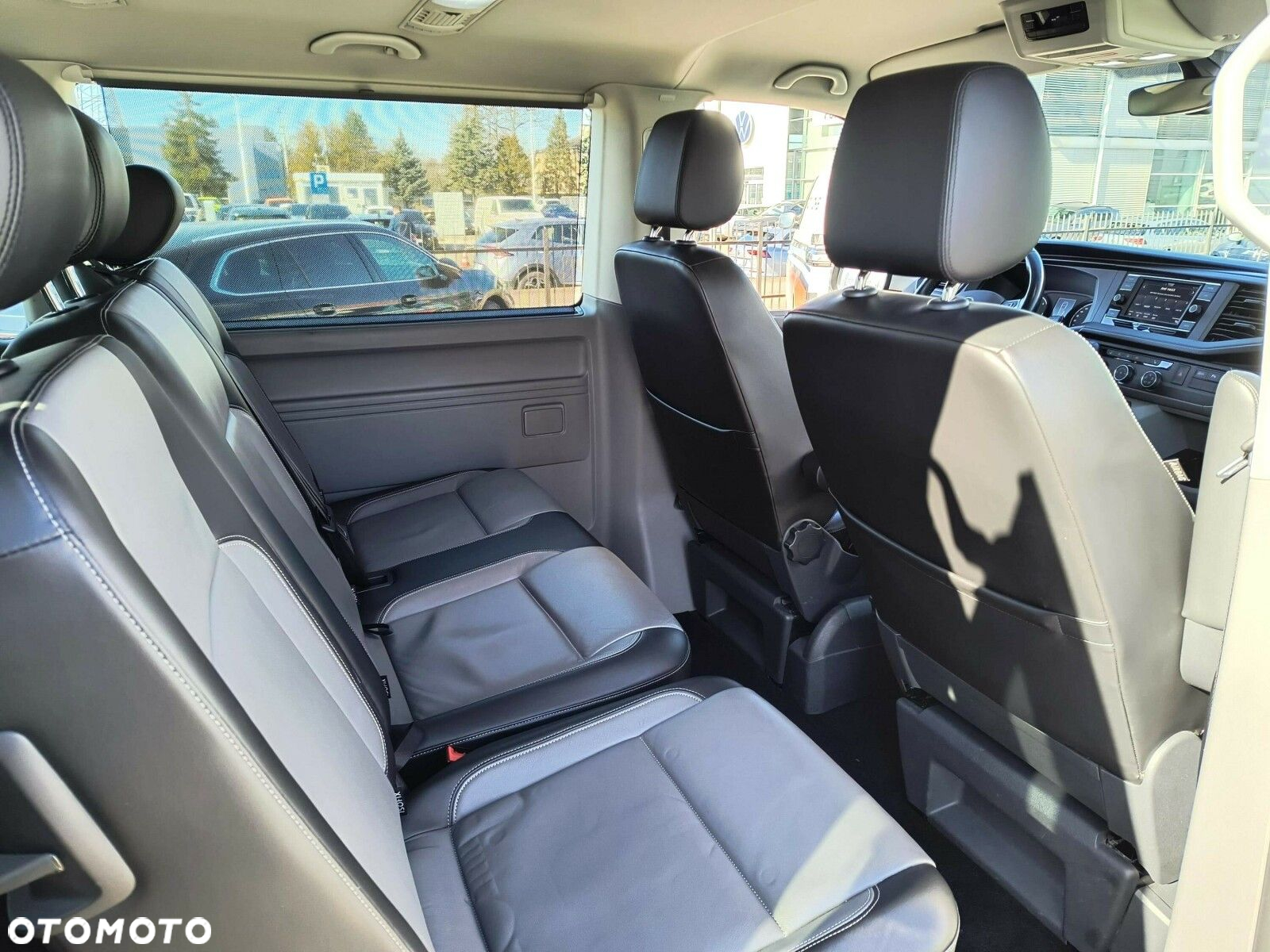 Volkswagen Caravelle 6.1 2.0 TDI L1 Comfortline DSG - 21
