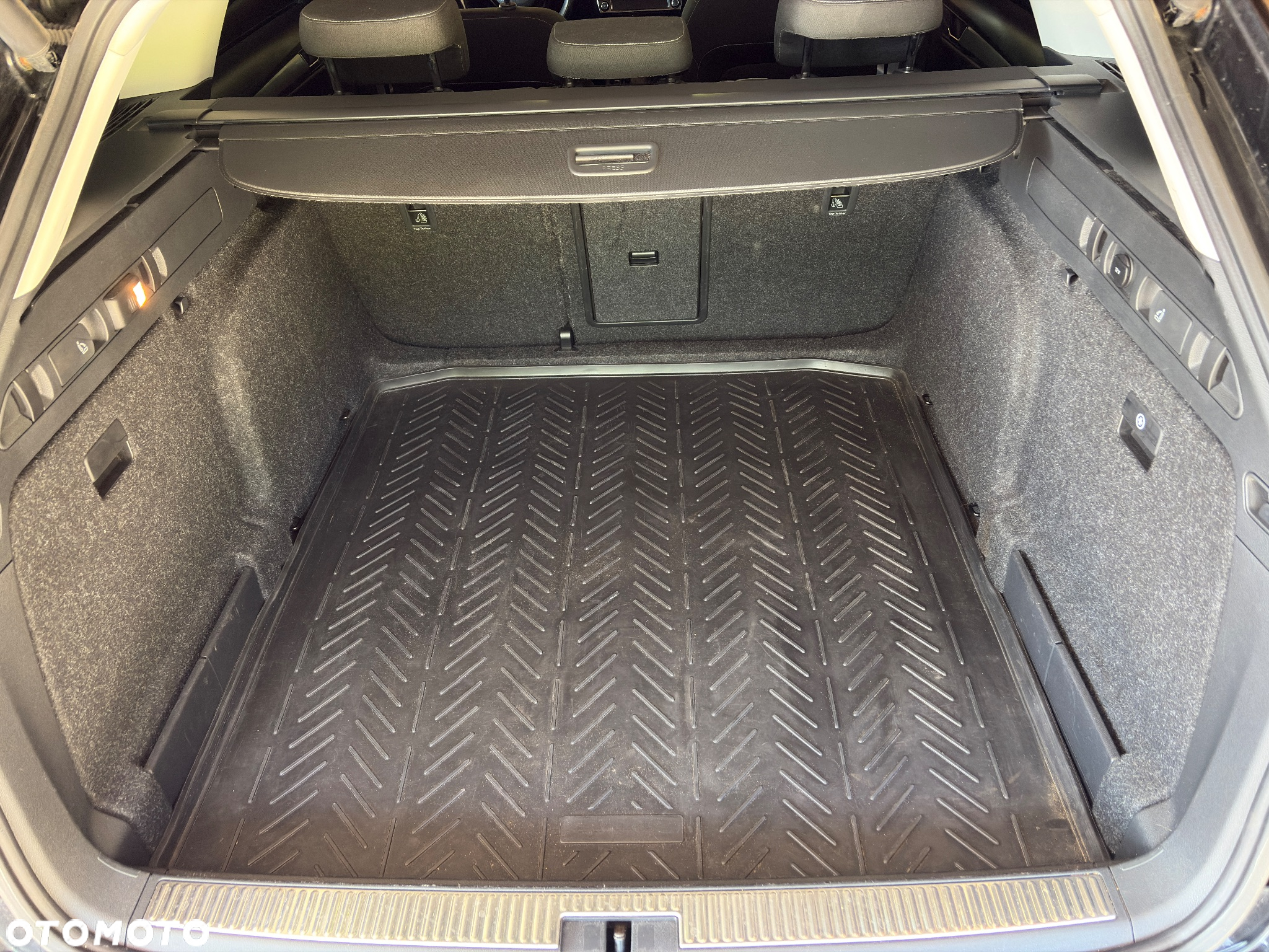 Skoda Superb 1.4 TSI ACT Sportline DSG - 29