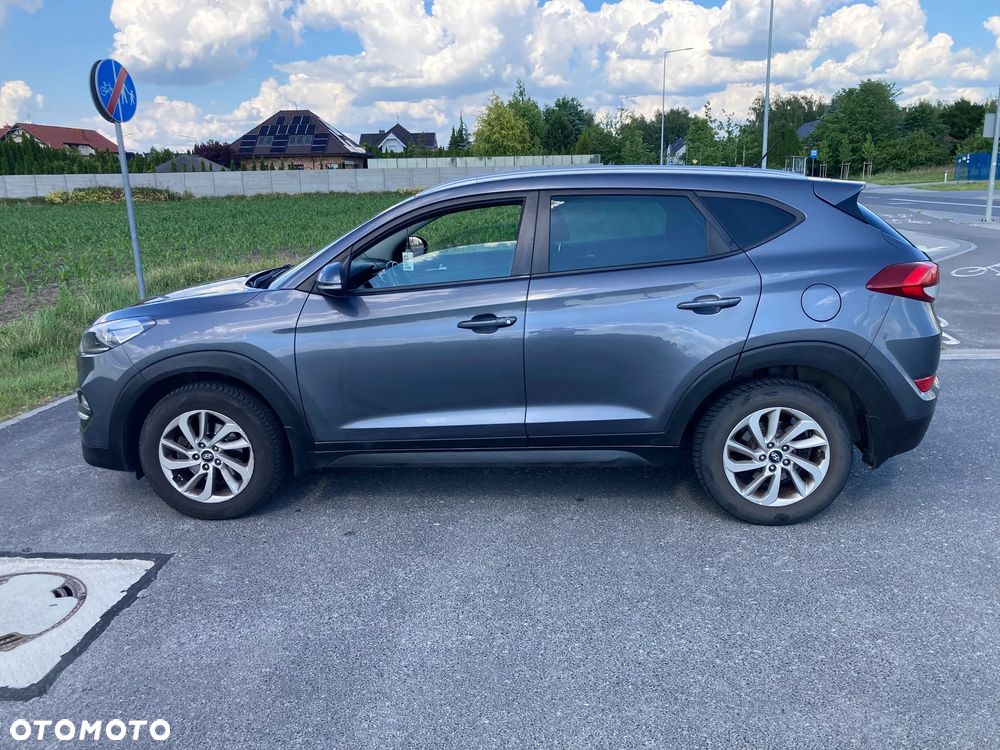 Hyundai Tucson 1.7 CRDI BlueDrive Comfort 2WD - 16