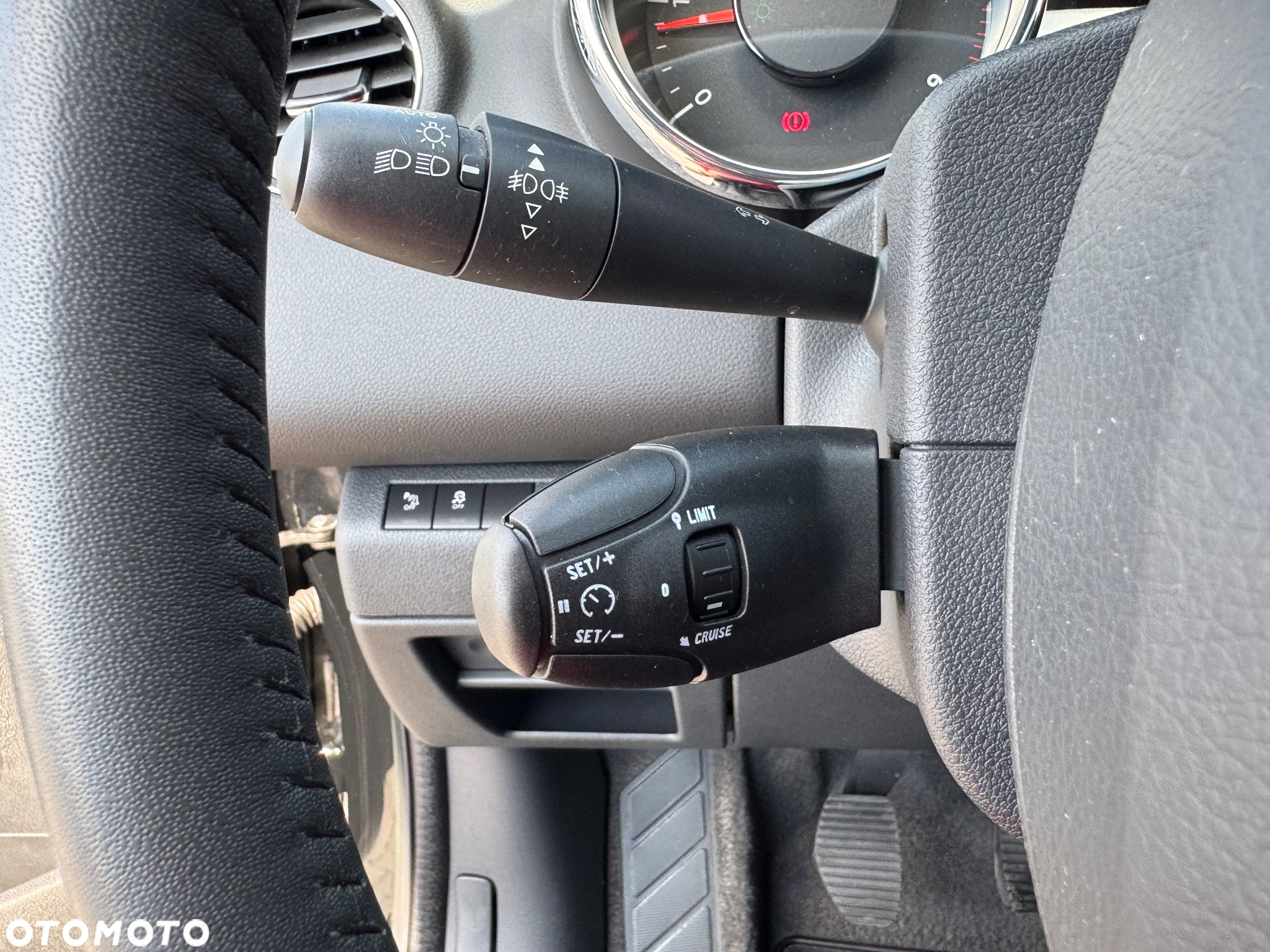 Peugeot 5008 - 17