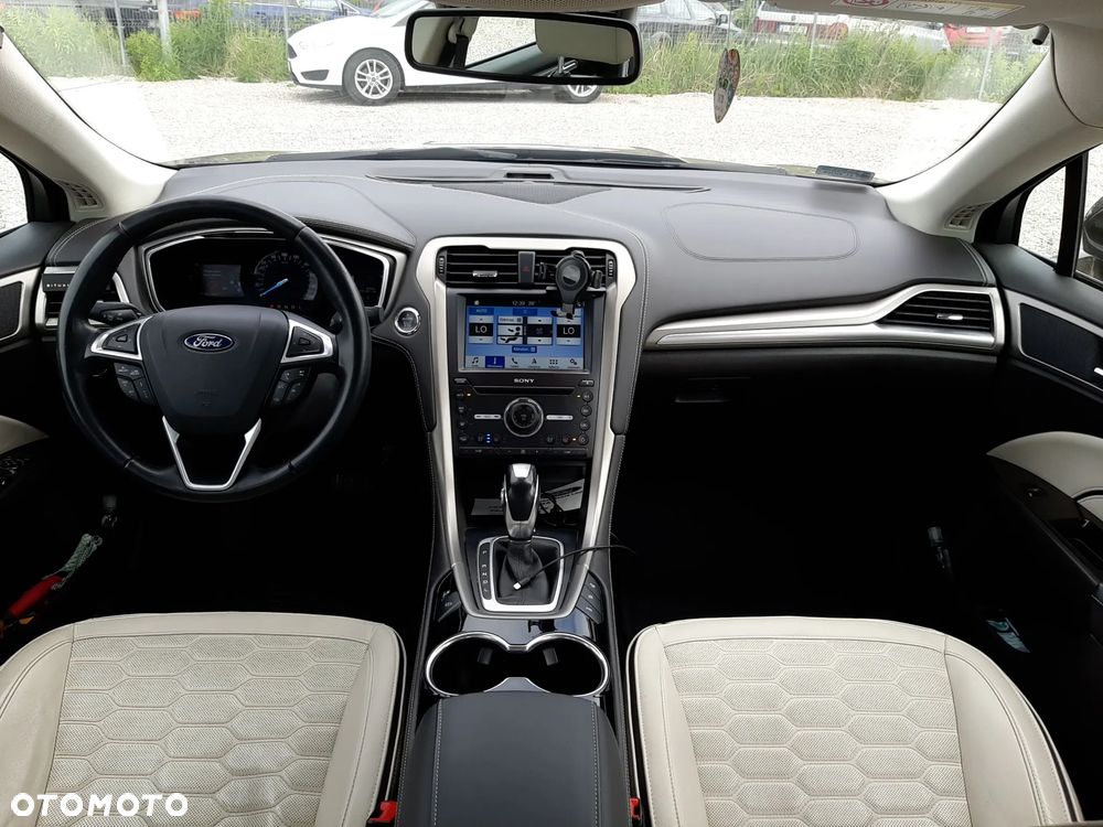 Ford Mondeo 2.0 Hybrid Vignale - 21