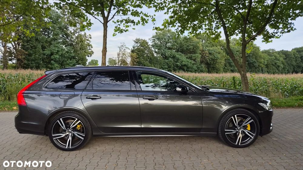 Volvo V90 T8 AWD Plug-In Hybrid R-Design - 30
