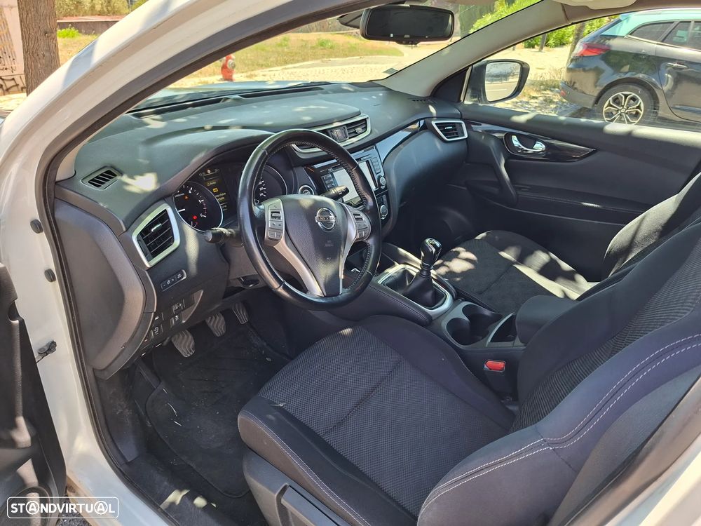 Nissan Qashqai 1.5 dCi N-Connecta RS+PS - 11