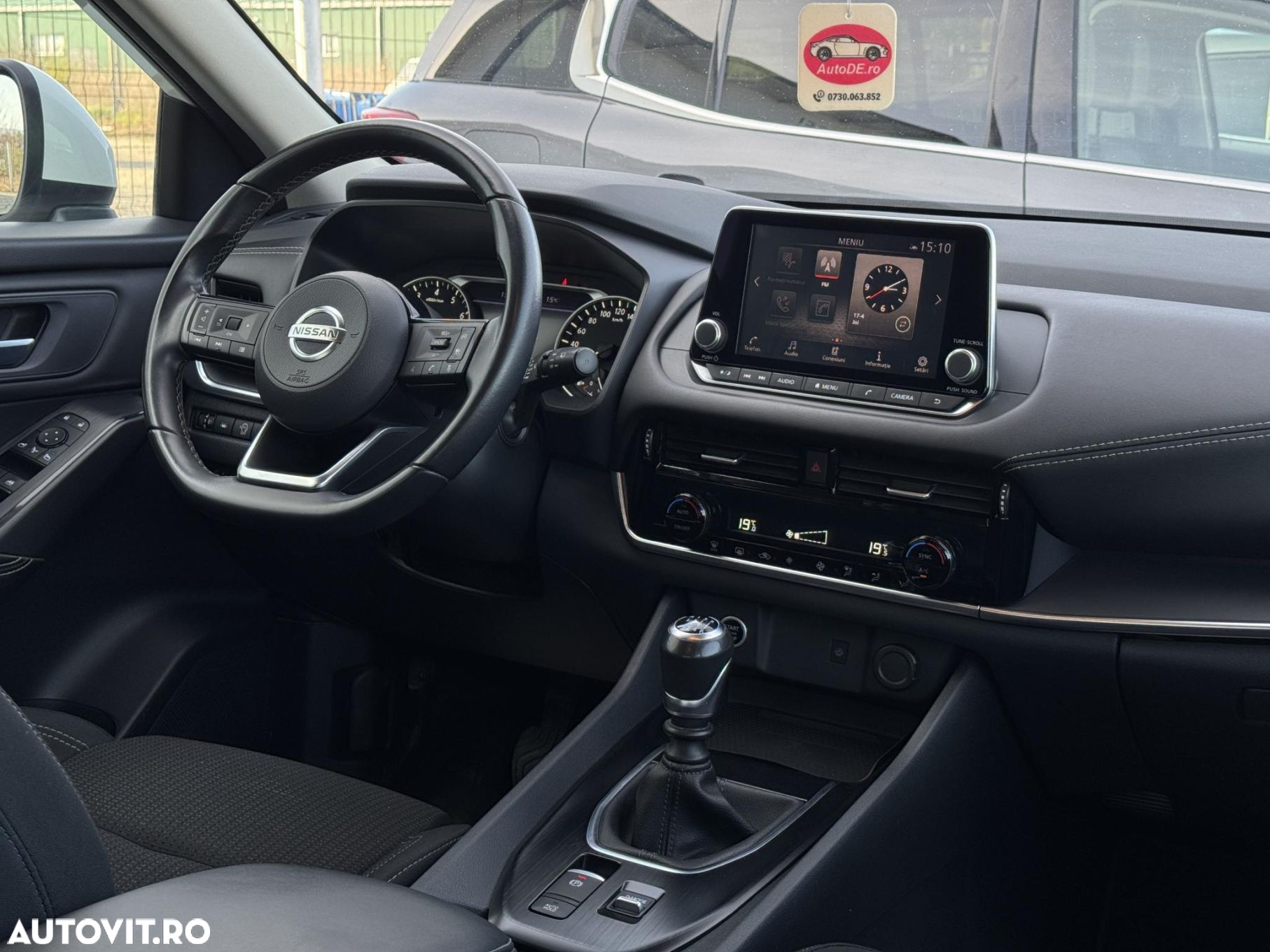 Nissan Qashqai 1.3 DIG-T ACENTA - 8