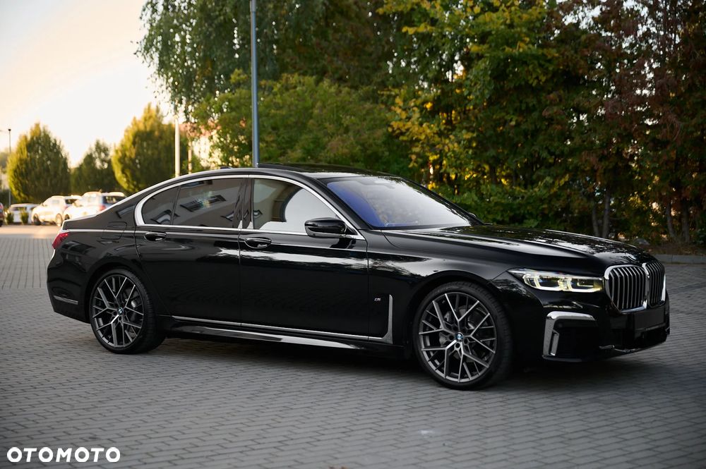 BMW Seria 7 730d xDrive mHEV - 2