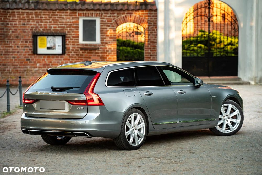 Volvo V90 D5 AWD Inscription - 8
