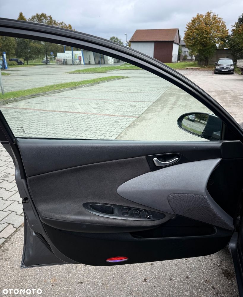 Nissan Primera - 9