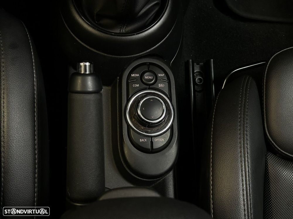 MINI Cabrio One Sport Edition - 41