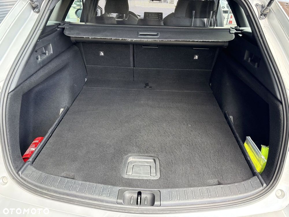 Toyota Corolla 1.8 Hybrid GPF Active - 17