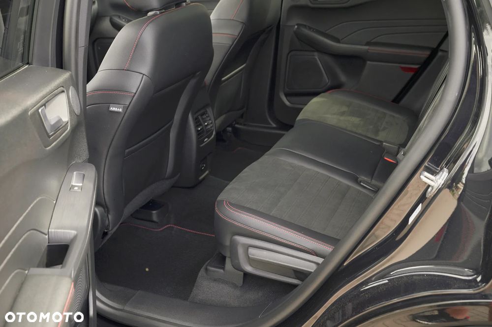 Ford Kuga 2.0 EcoBlue 4x4 ST-LINE X - 20