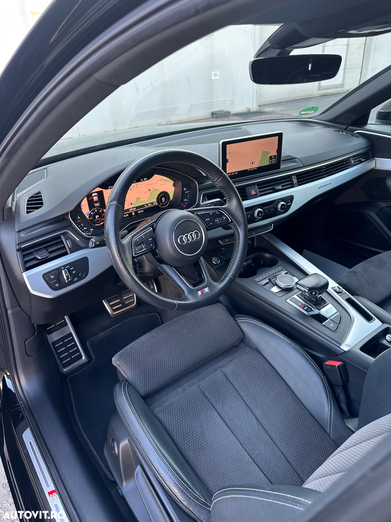 Audi A4 2.0 TDI S tronic quattro sport - 11