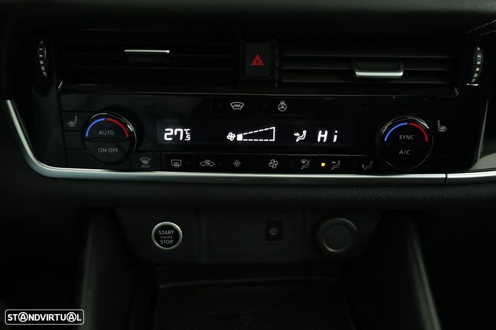 Nissan Qashqai 1.3 DIG-T N-Connecta LED Xtronic - 13