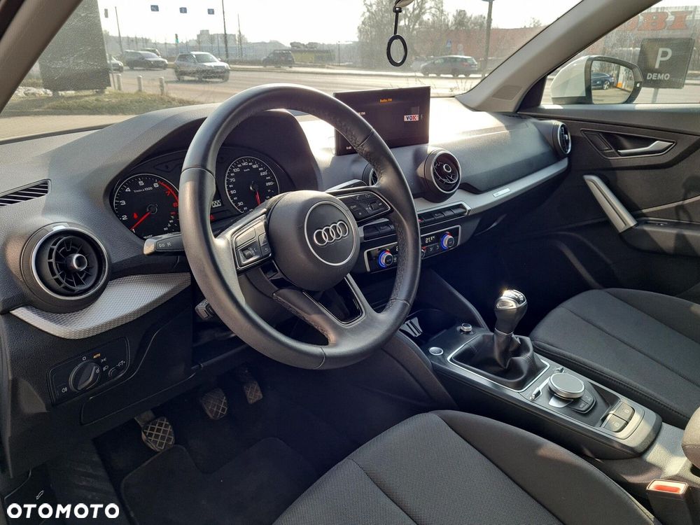 Audi Q2 30 TFSI - 10