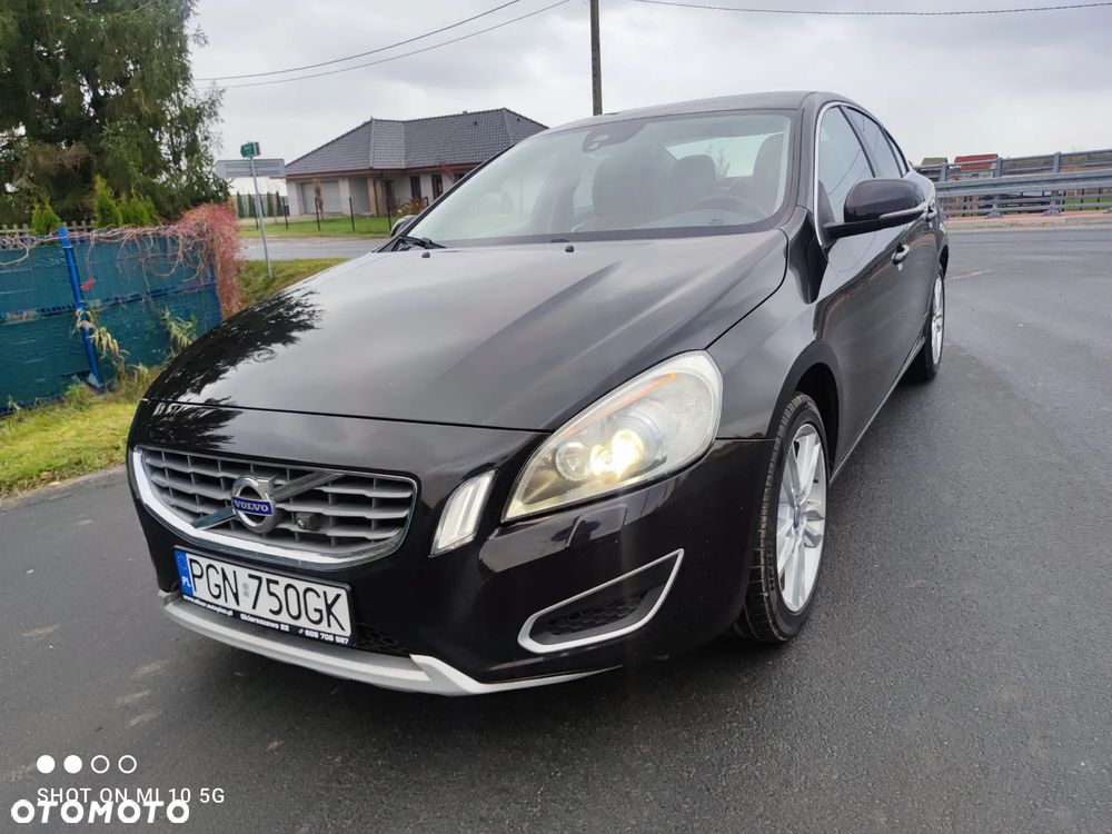 Volvo S60 D2 Momentum - 3