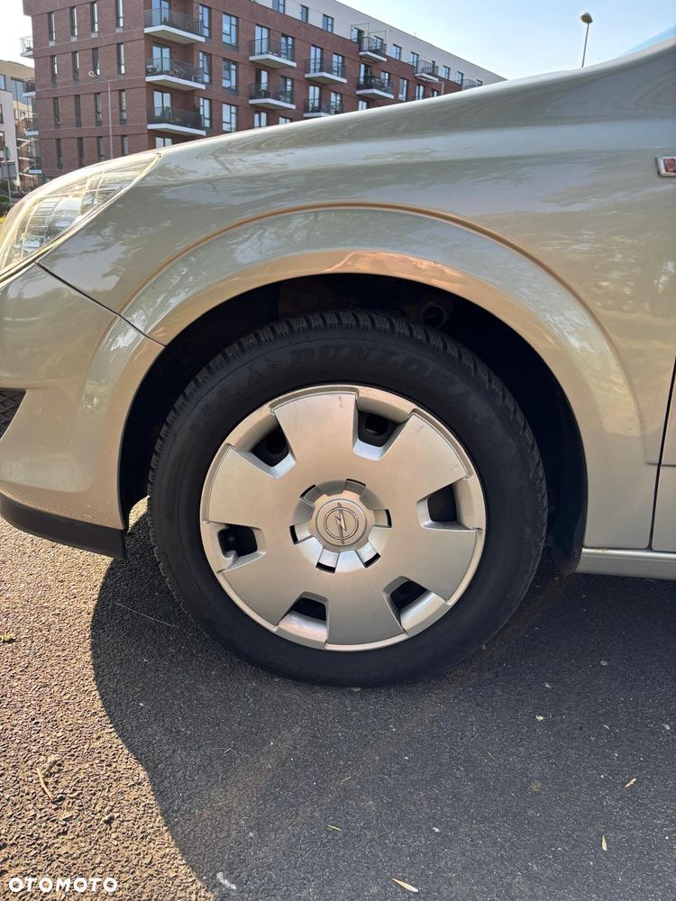 Opel Astra III 1.6 Enjoy - 13